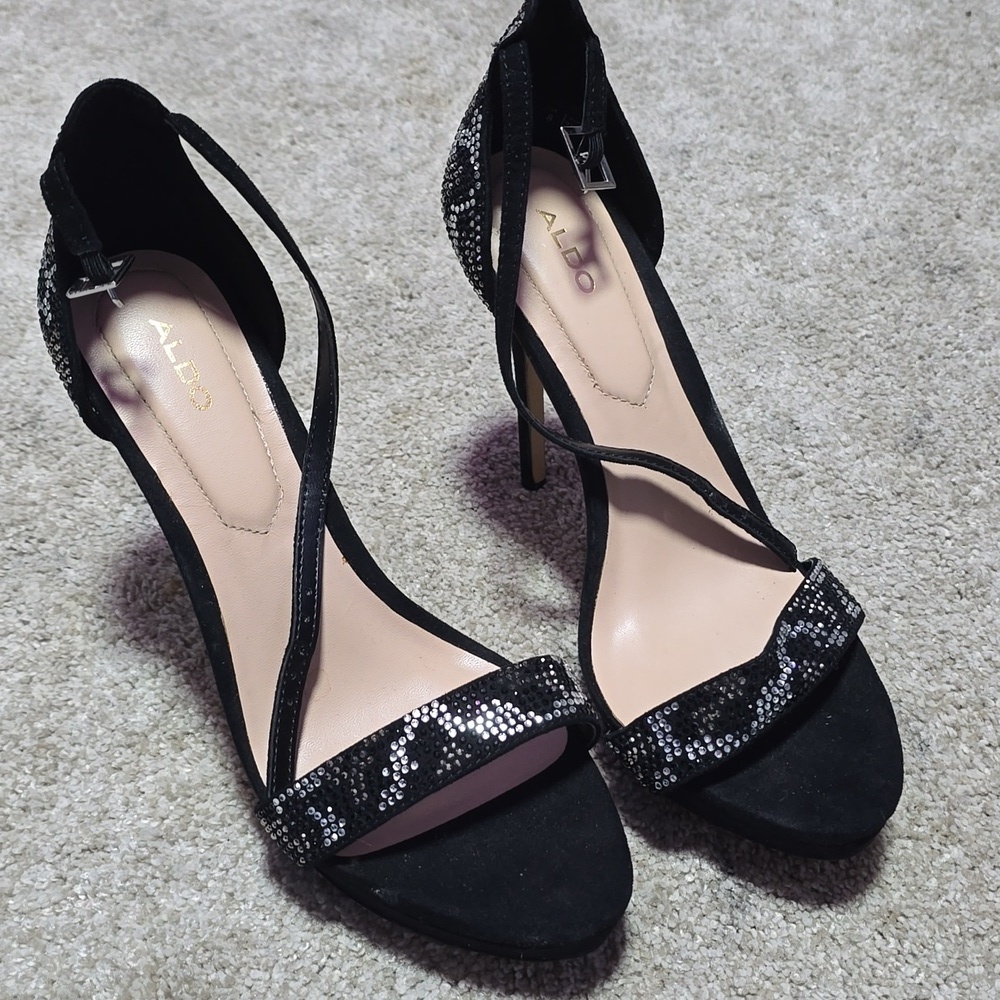 Aldo Strappy Round Toe High Heels With Gemstones - Size 8 Worn - Picture 2 of 4